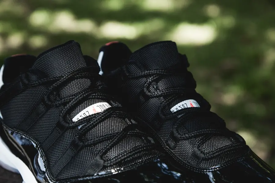 Giày Nike Air Jordan 11 Retro Low 'Infrared 23' 528895-023 - Ảnh 4