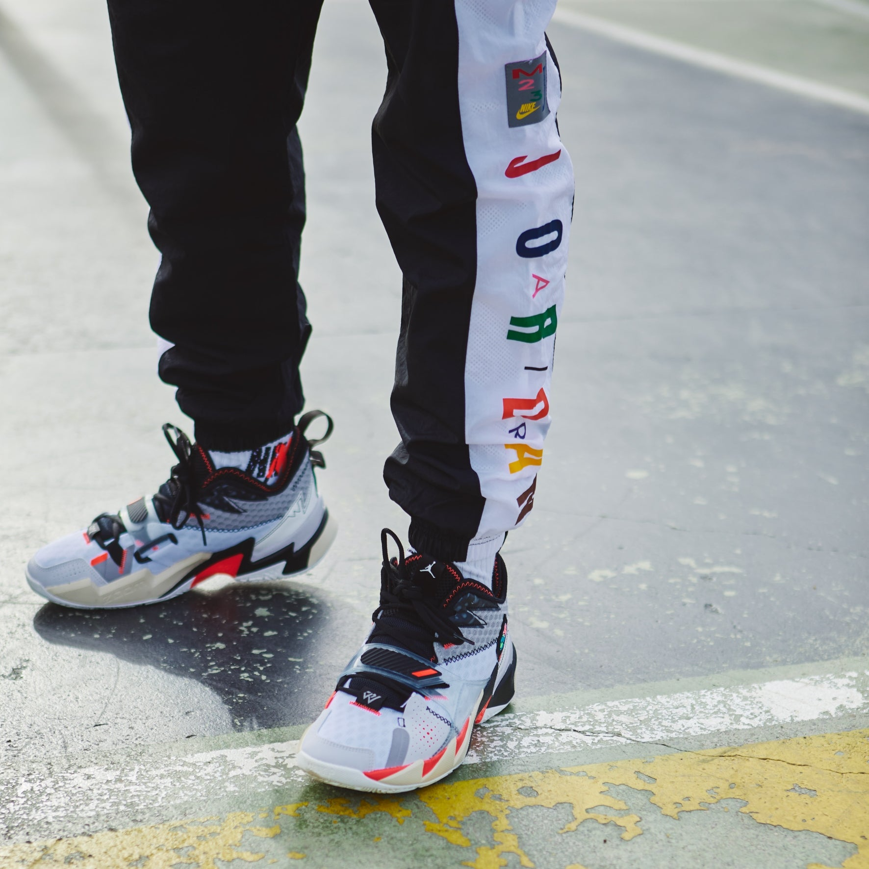 Giày Nike Jordan Why Not Zer0.3 White Bright Crimson Black CD3003-101 - Ảnh 2