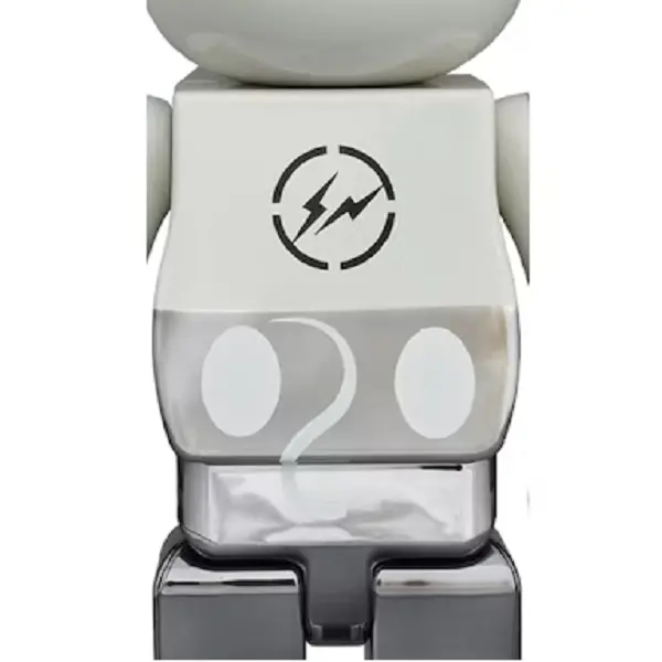 Alternative view of Mô Hình Bearbrick Mickey Fragment 100% & 400%