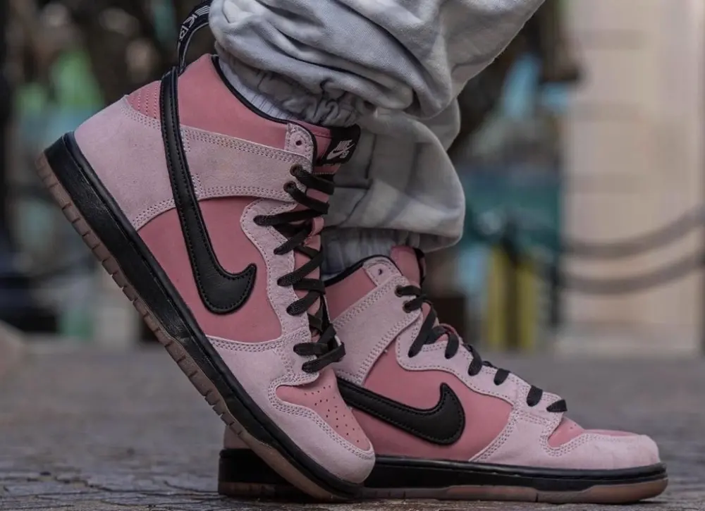 Alternative view of Giày KCDC x Nike SB Skateboard Dunk High DH7742-600