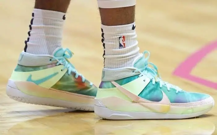 Alternative view of Giày Nike KD 13 'Chill' CI9948-602