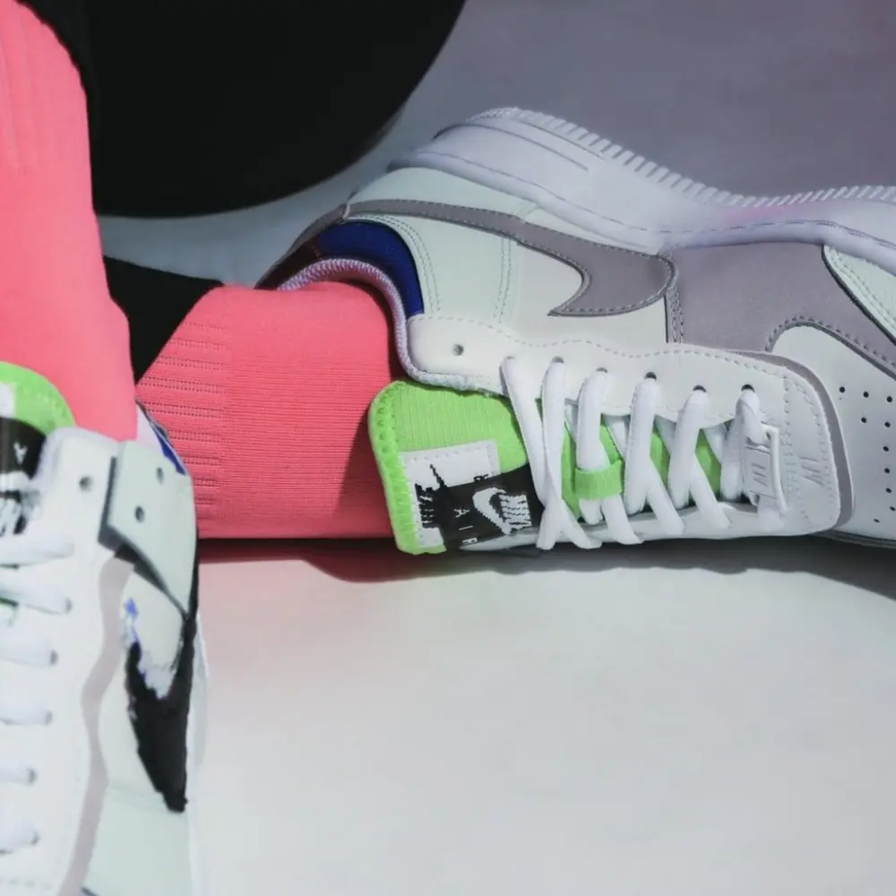 Giày Nike Wmns Air Force 1 Shadow SE 'Pixel Swoosh Barely Green' CV8480-300 - Ảnh 5