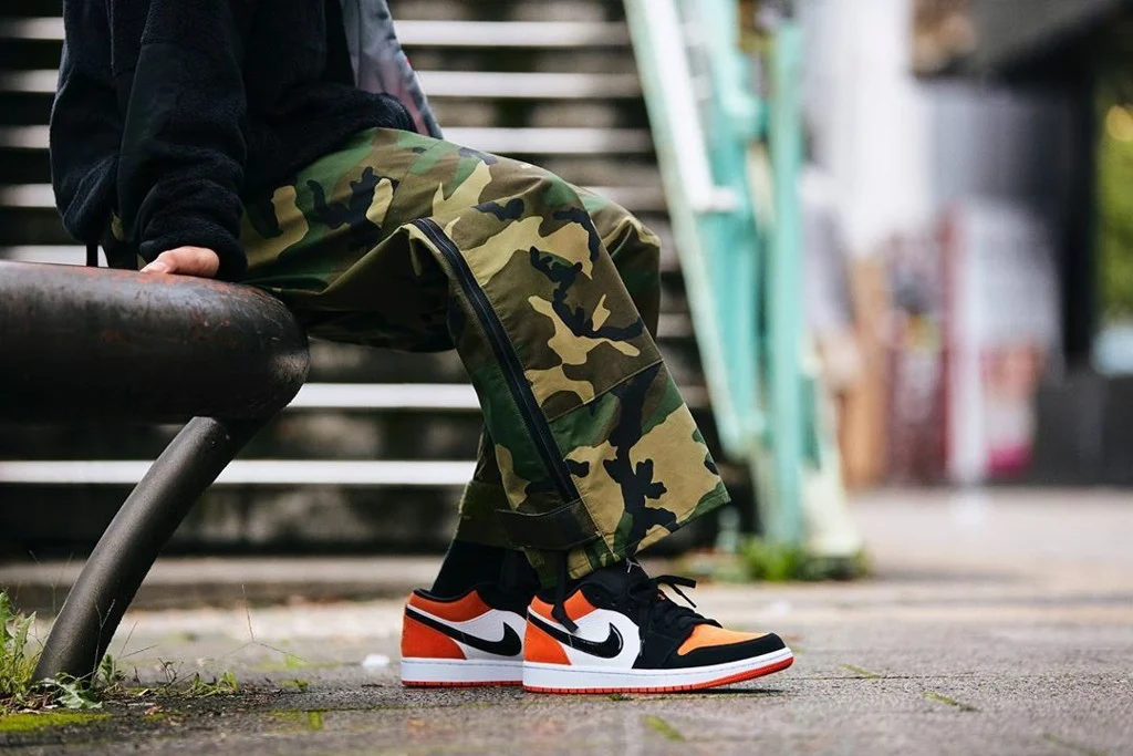 Giày Nike Air Jordan 1 Low GS 'Shattered Backboard' 553560-128 - Ảnh 5