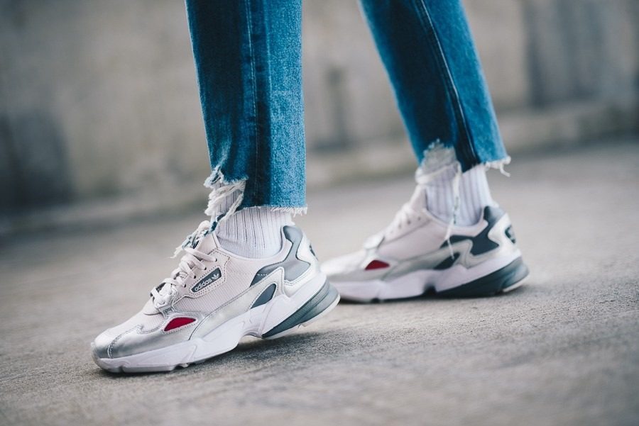 Giày Adidas Falcon Orchid Tint Silver Metallic D96757 - Ảnh 4