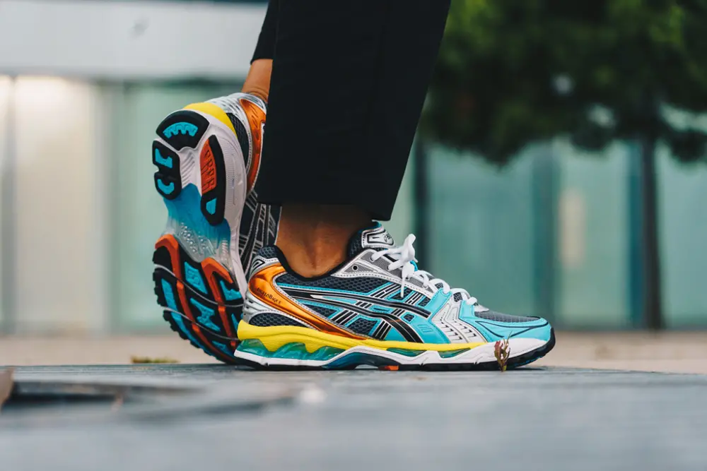 Alternative view of Giày Asics Angelo Baque x Gel Kayano 14 'Blue Multi' 1201A365-001