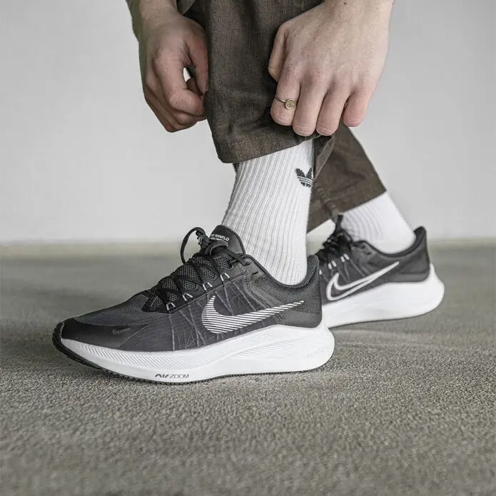 Alternative view of Giày Nike Zoom Winflo 8 M 'Dark Smoke Grey' CW3419-006