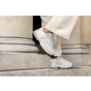 Alternative view of Giày Asics Vivienne Westwood x Gel Kayano 26 Birch White 1021A320-202