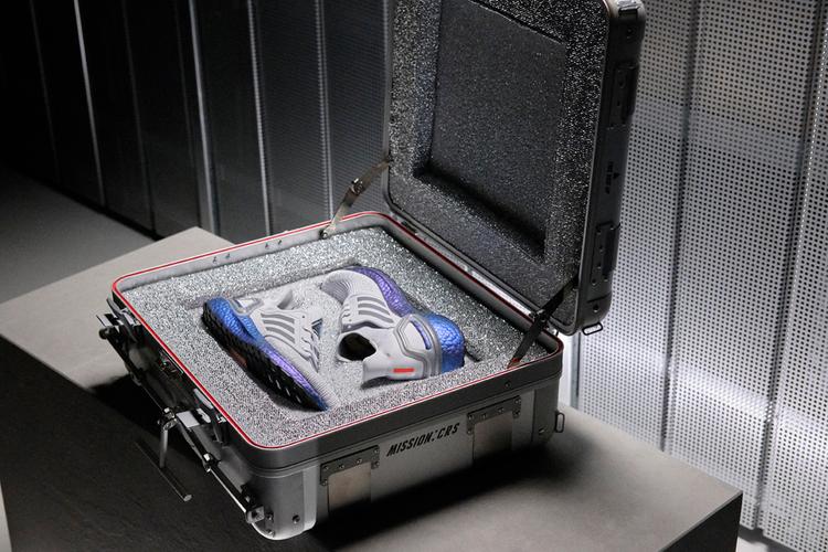 Giày Adidas Ultra Boost 2020 ISS US National Lab Dash 'Grey x Blue' EG0755 - Ảnh 7