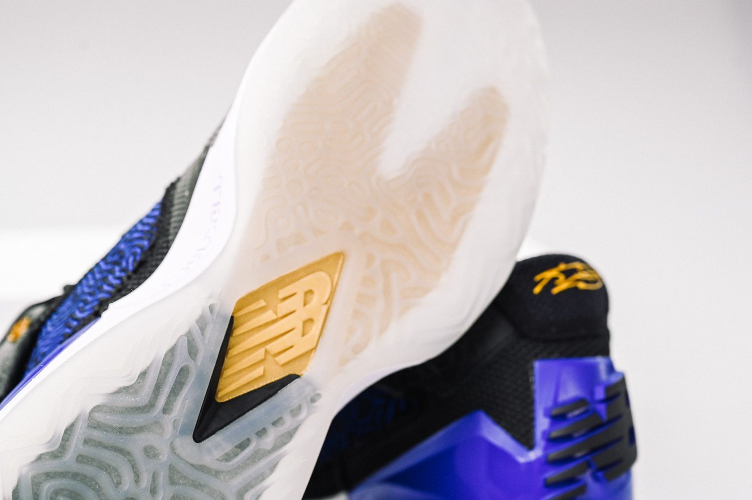 Giày New Balance Kawhi Four Bounces BBKLSTW1 - Ảnh 6