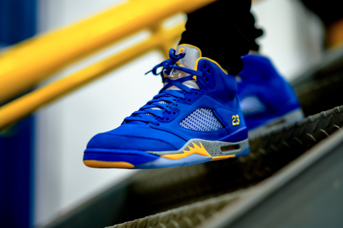 Giày Nike Air Jordan 5 Retro JSP 'Laney' Varsity Royal CD2720-400 - Ảnh 4