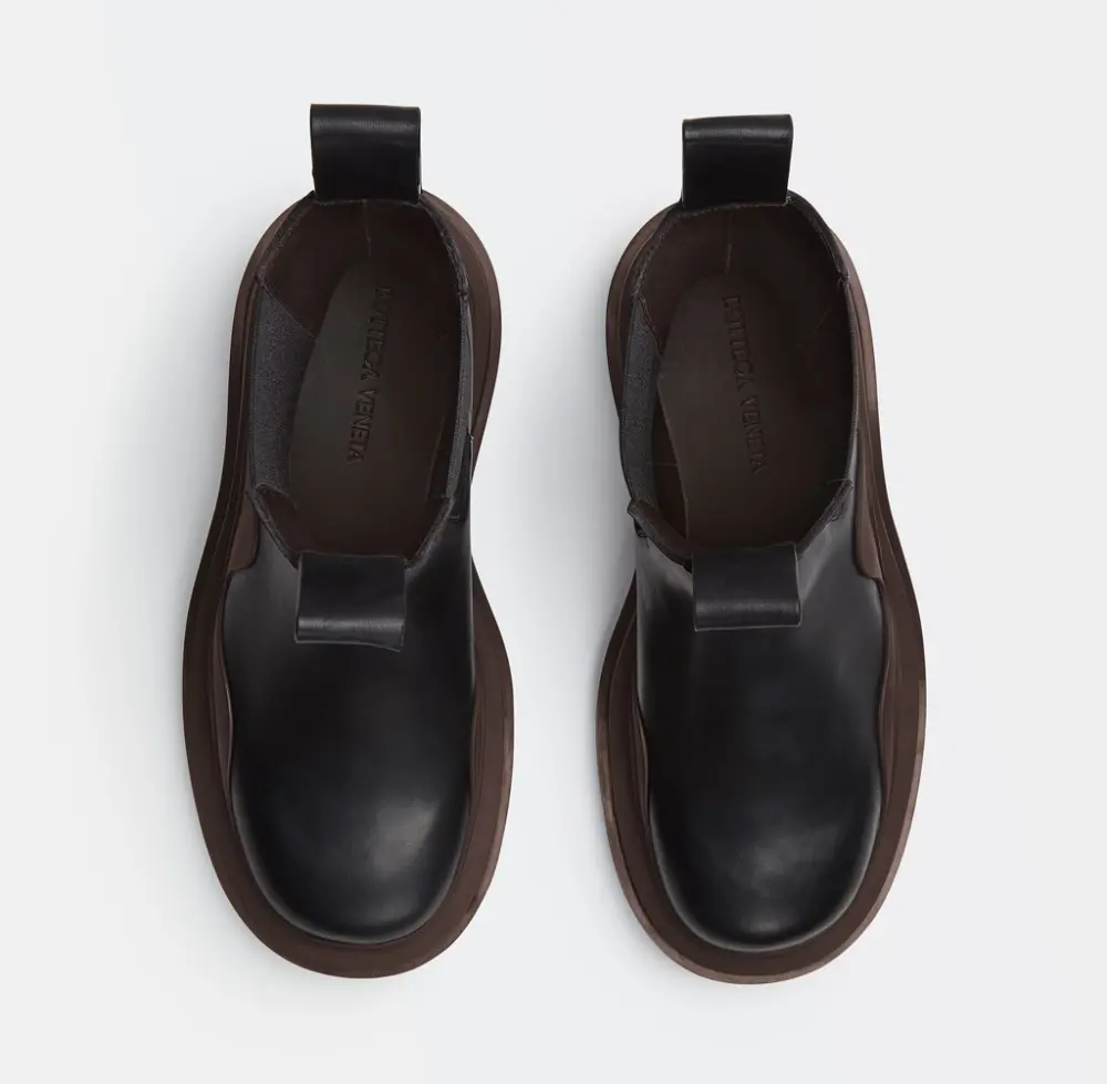 Alternative view of Giày Bottega Veneta Tire Chelsea Boot 'Black Ebony' 630284VBS501257