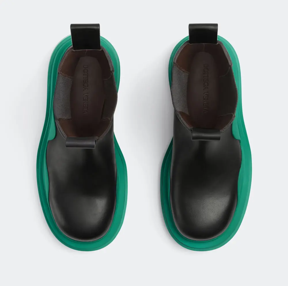 Alternative view of Giày Bottega Veneta Tire Chelsea Boot 'Black Acid Turquoise' 630284VBS501489