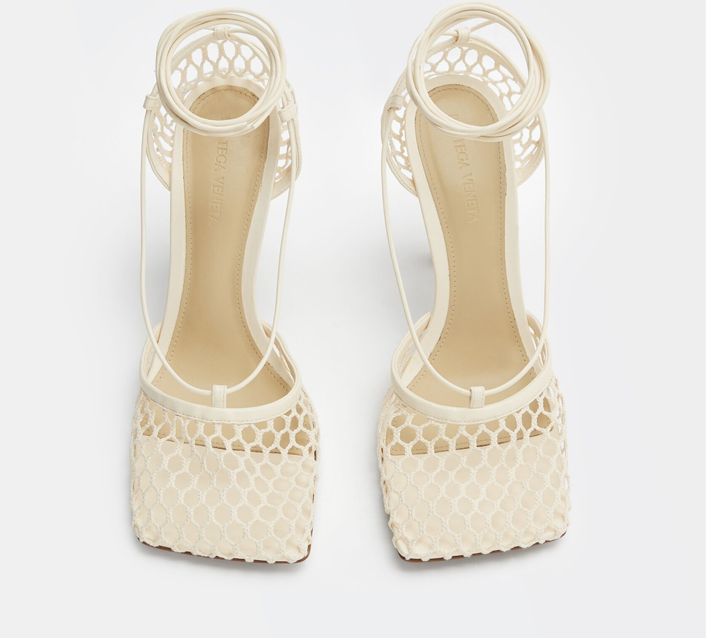 Giày Cao Gót Bottega Veneta Lace-Up Sandal 'Toile' 651388VBSD39213 - Ảnh 2