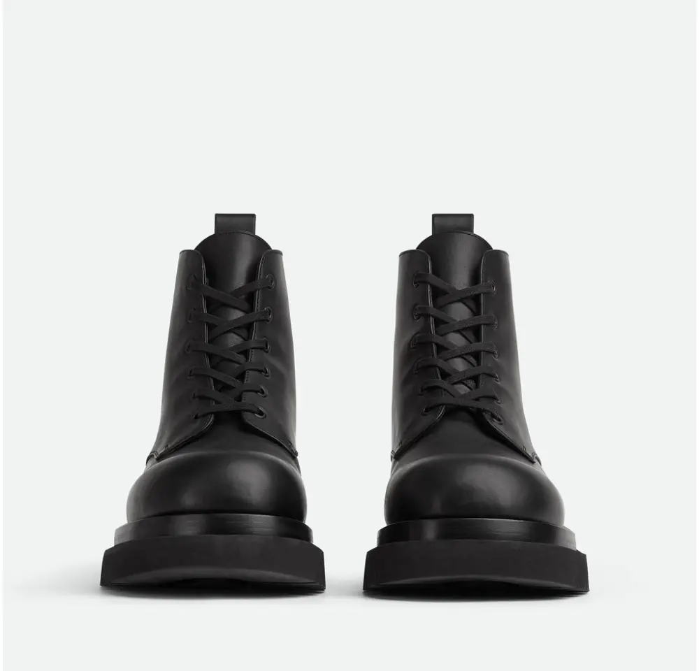 Giày Bottega Veneta Lug Lace-Up Ankle Boot 'Black' 730224VBS501000 - Ảnh 3