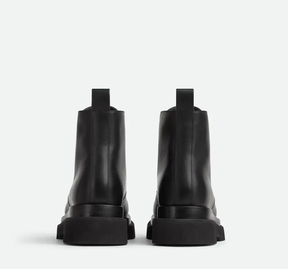 Giày Bottega Veneta Lug Lace-Up Ankle Boot 'Black' 730224VBS501000 - Ảnh 5
