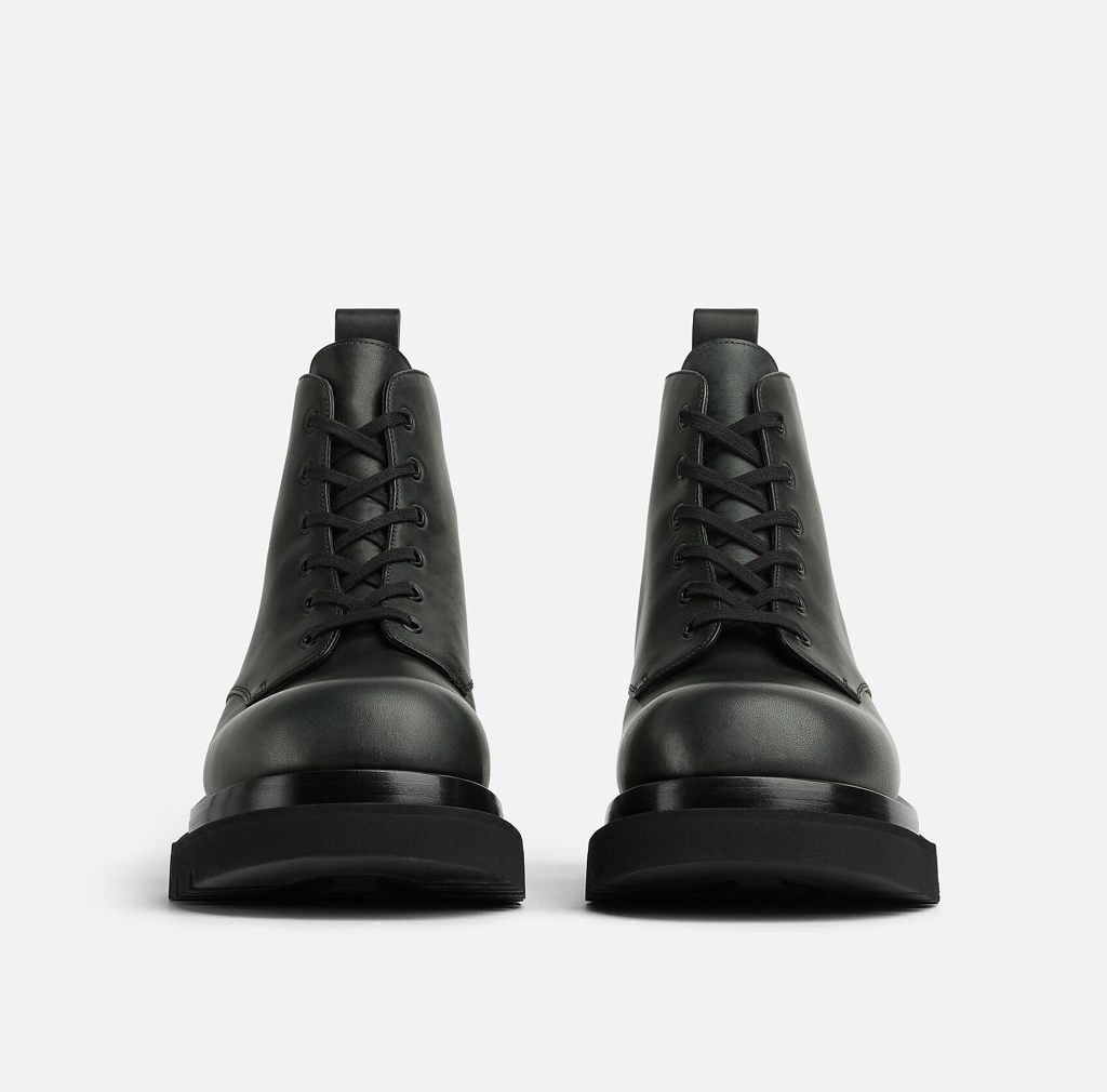 Giày Bottega Veneta Lug Lace-Up Ankle Boot 'Bottle Green' 730224VBS503381 - Ảnh 3