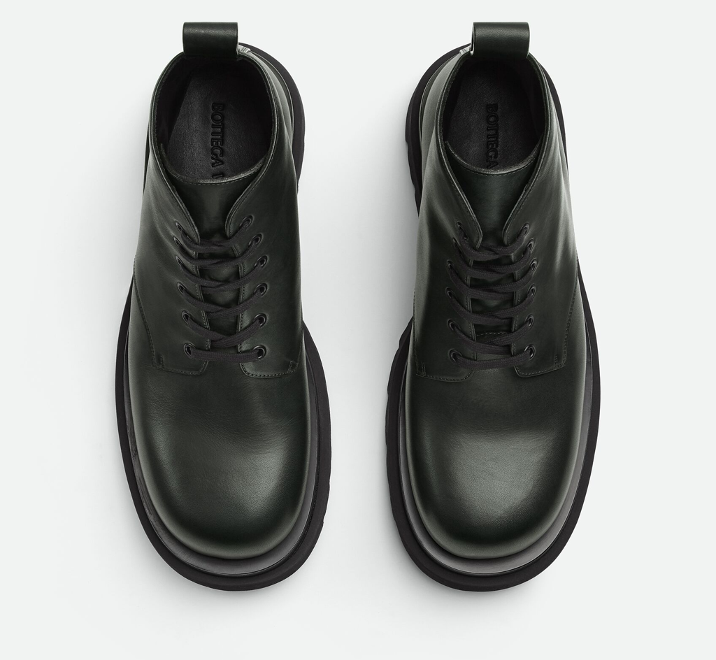 Giày Bottega Veneta Lug Lace-Up Ankle Boot 'Bottle Green' 730224VBS503381 - Ảnh 2