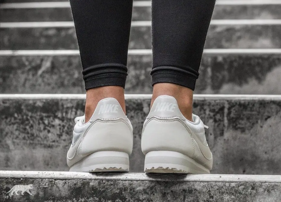 Giày Nike Cortez Classic Nylon 'Light Bone' 749864-103 - Ảnh 3