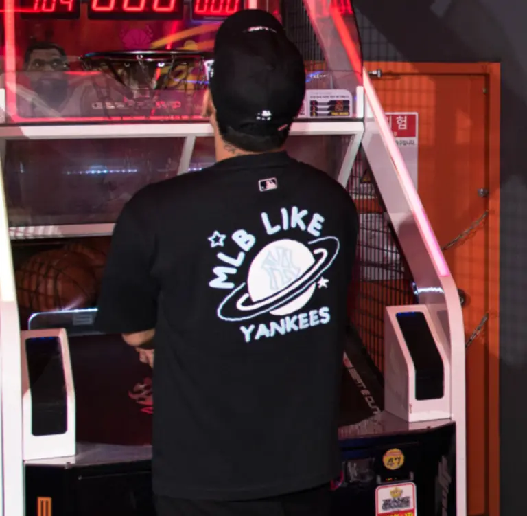 Alternative view of Áo MLB Like Planet T Shirts New York Yankees 31TSP3131-50L