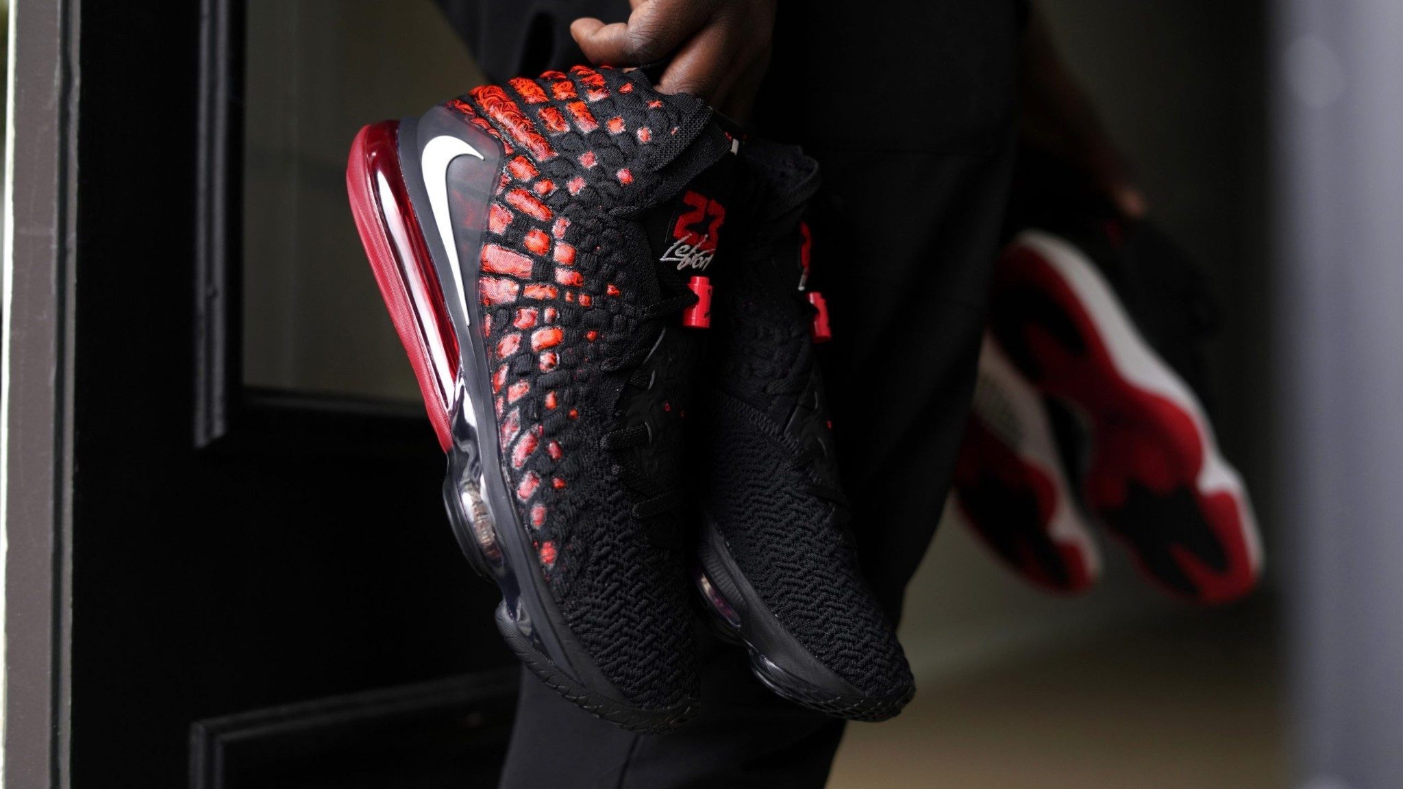 Giày Nike LeBron 17 'Infrared VI' BQ3177-006 - Ảnh 5