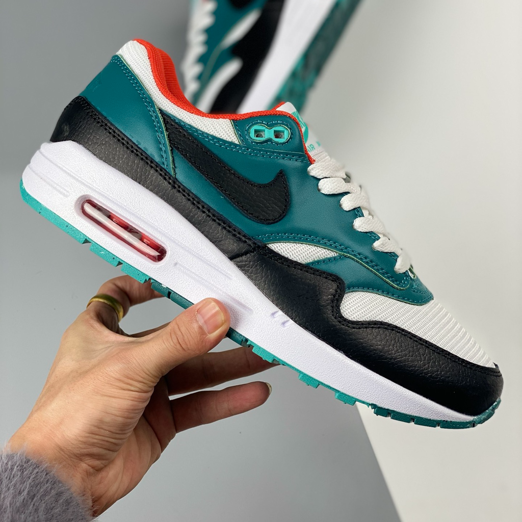 Giày Nike LeBron x Liverpool F.C. x Air Max 1 Third Kit FB8914-100 - Ảnh 4