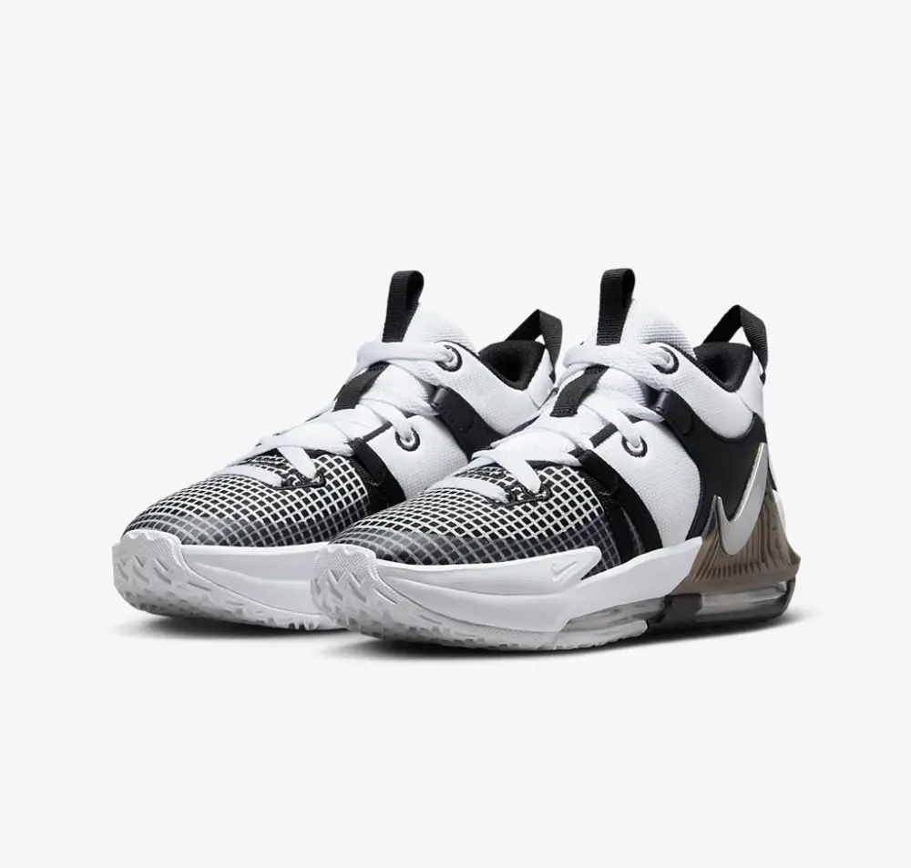 Alternative view of Giày Nike LeBron Witness 7 GS 'White Black' DQ8650-100