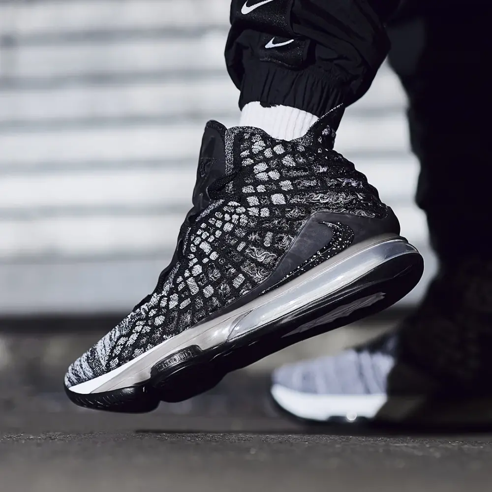 Giày Nike LeBron 17 BG 'In The Arena' BQ5594-002 - Ảnh 5