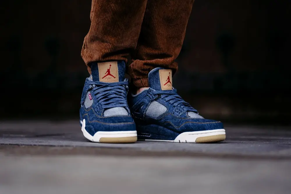 Giày Nike Air Jordan Levi's x Air Jordan 4 Retro 'Denim' AO2571-401 - Ảnh 3