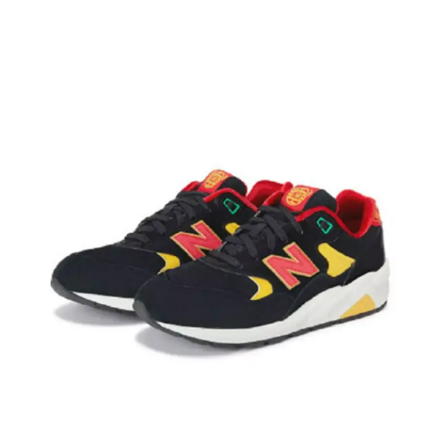 Alternative view of Giày New Balance CNY 580 D Marathon 'Black Red' CMT580XZ