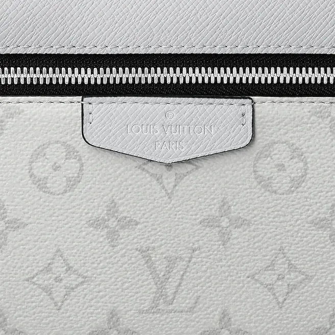 Túi Louis Vuitton Outdoor Messenger M30243 - Ảnh 6