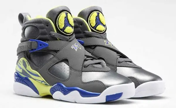 Alternative view of Giày Nike Jordan 8 Retro GS 'Laney' 580528-038