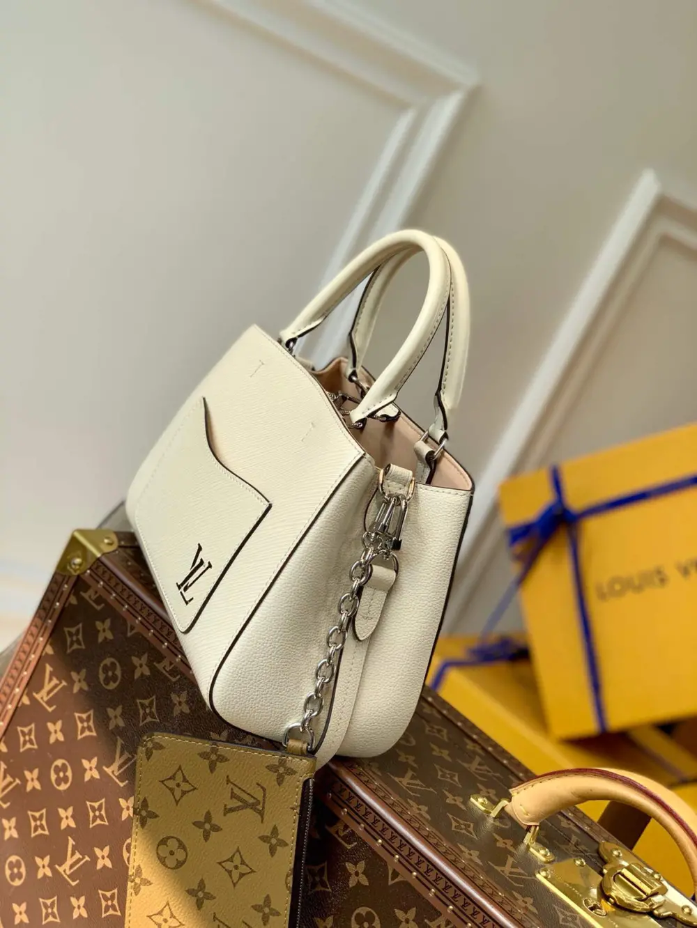 Túi Louis Vuitton Marelle BB Tote 'Quartz White' M20520 - Ảnh 3