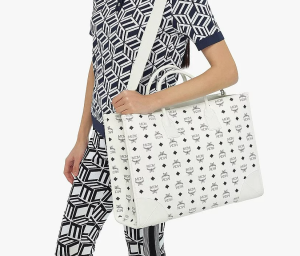 Alternative view of Túi MCM München Tote in Visetos MWTCSBO01WT001