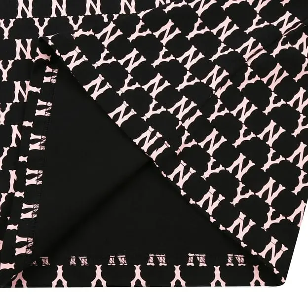 Alternative view of Áo MLB Monogram All Over Over Fit Short Sleeve Black Pink 31TSM1131-50X