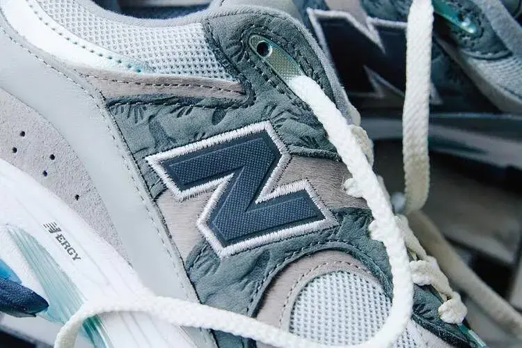Giày New Balance 2002R 'Atmos Grey Rat' M2002RAT - Ảnh 5