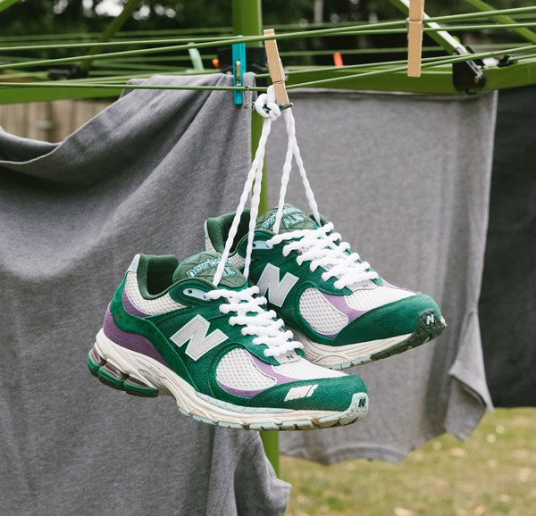 Giày New Balance 2002R 'There Back Yard Legends' M2002RUT - Ảnh 7