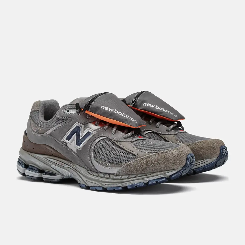 Giày New Balance 2002R 'Grey Brown Pouch' M2002RVA - Ảnh 3