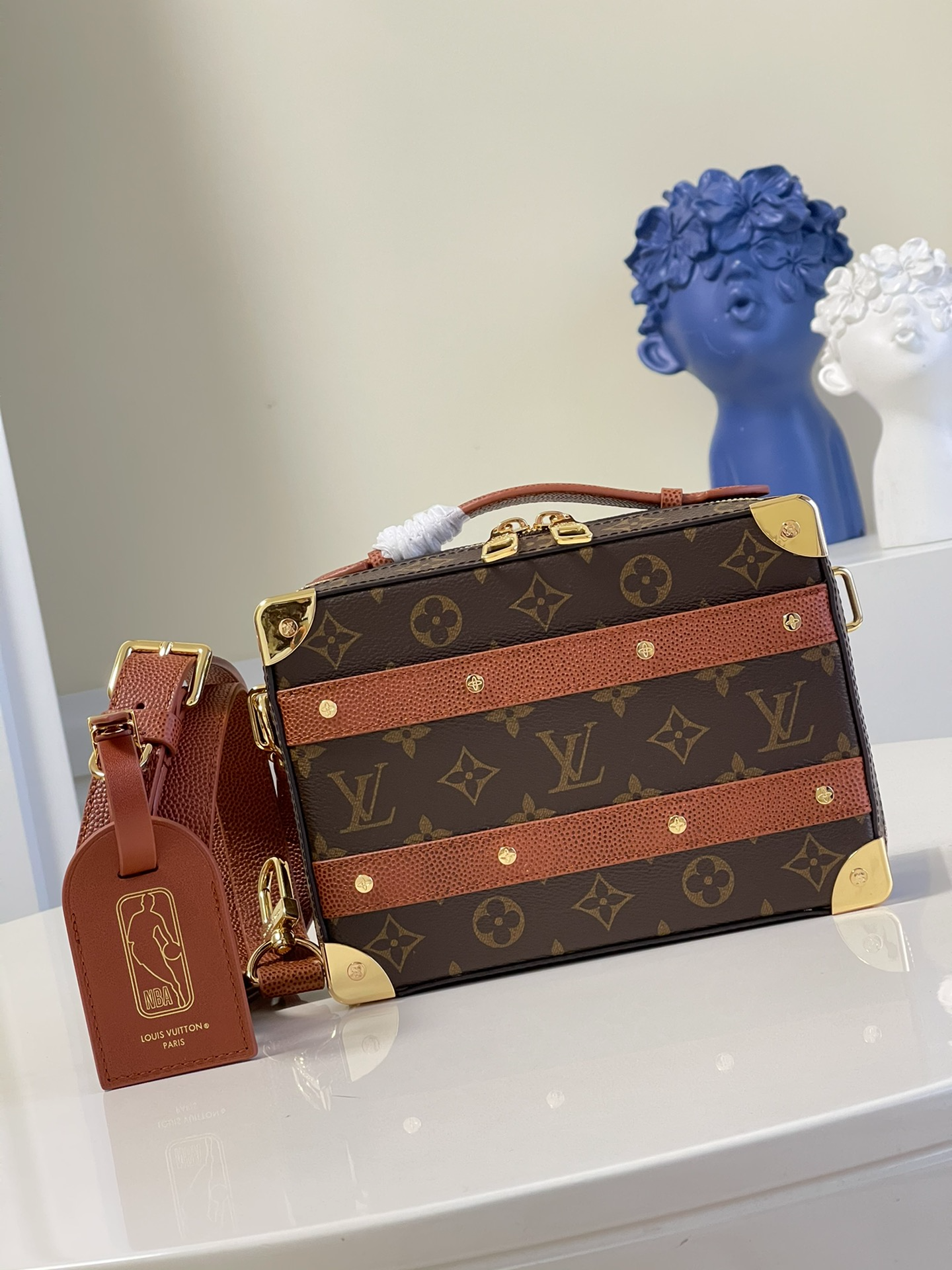 Túi Louis Vuitton x NBA Handle Trunk Monogram Other M45785 - Ảnh 3