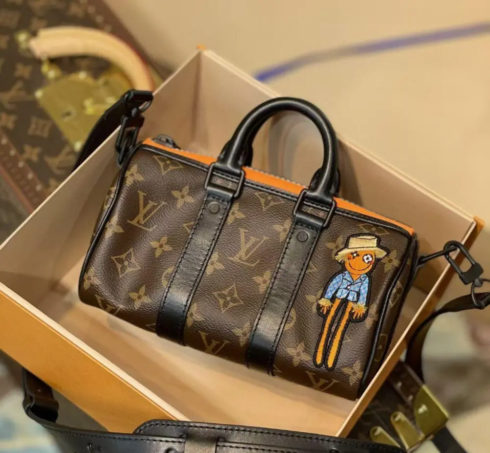 Alternative view of Túi Louis Vuitton Keepall XS Bag M80201