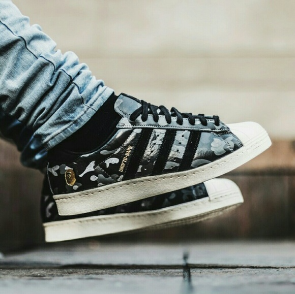 Giày Adidas Undefeated x A Bathing Ape x Superstars 80v 'Black' B34291 - Ảnh 2