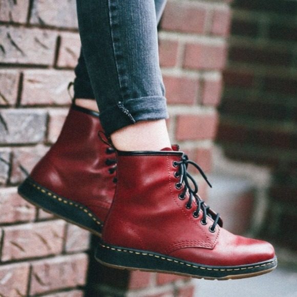 Giày Dr. Martens 1460 Newton Leather Lite Boot 'Cherry Red' 21856600 - Ảnh 2