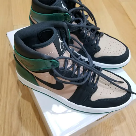 Alternative view of Giày Nike Air Jordan 1 High Premium 'Mystic Green' AH7389-203