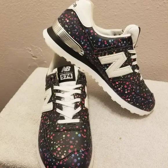 Giày New Balance Wmns 574 'Paint Splatter' WL574TAA - Ảnh 3