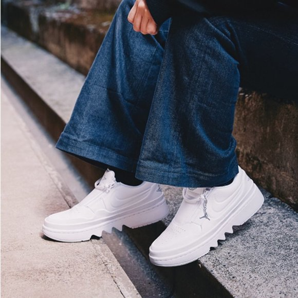 Giày Nike Air Jordan 1 Jester XX Low Laced Triple White CI7815-100 - Ảnh 5