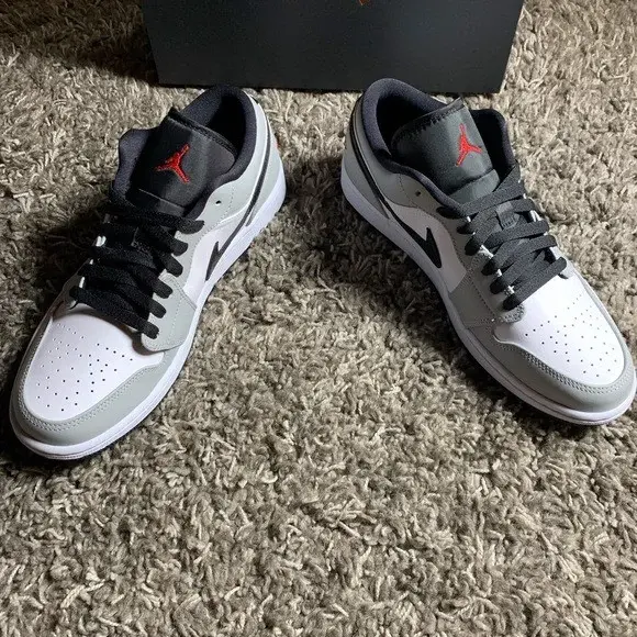 Giày Nike Air Jordan 1 Low GS 'Light Smoke Grey' 553560-030 - Ảnh 5