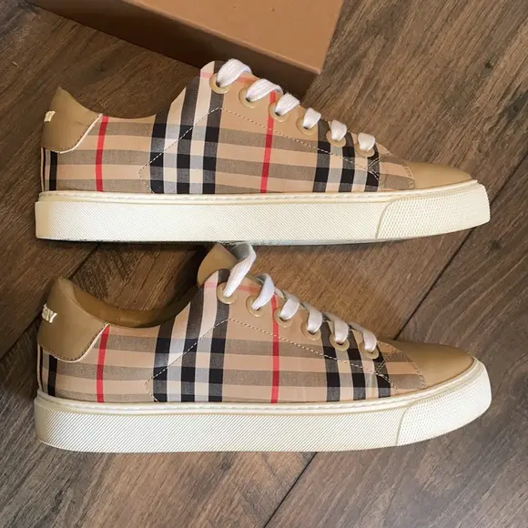 Giày Burberry Vintage Check Leather Beige 80388661 - Ảnh 3