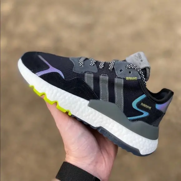 Alternative view of Giày Adidas Nite Jogger ‘Black Iridescent’ EG7191