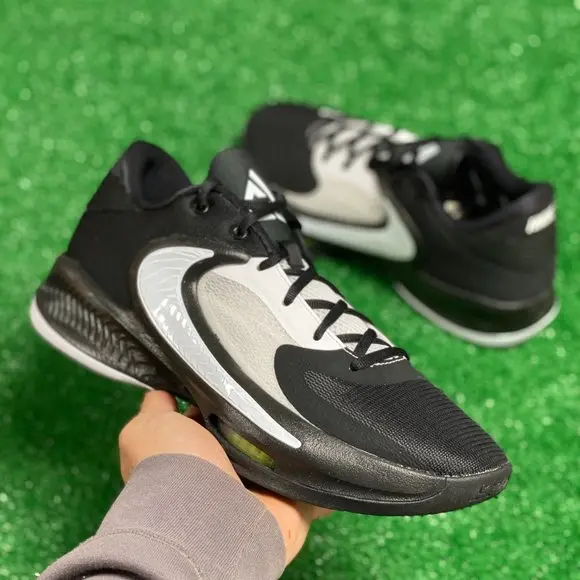 Giày Nike Zoom Freak 4 TB 'Black White' DO9679-002 - Ảnh 3