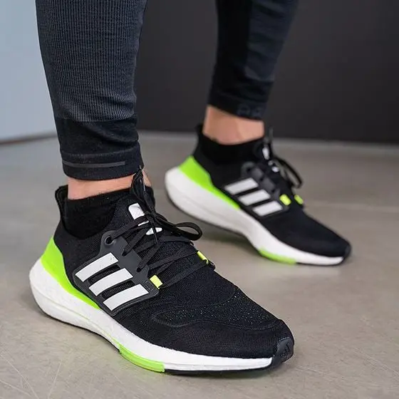 Giày Adidas UltraBoost 22 'Black Solar Green' GX6640 - Ảnh 4