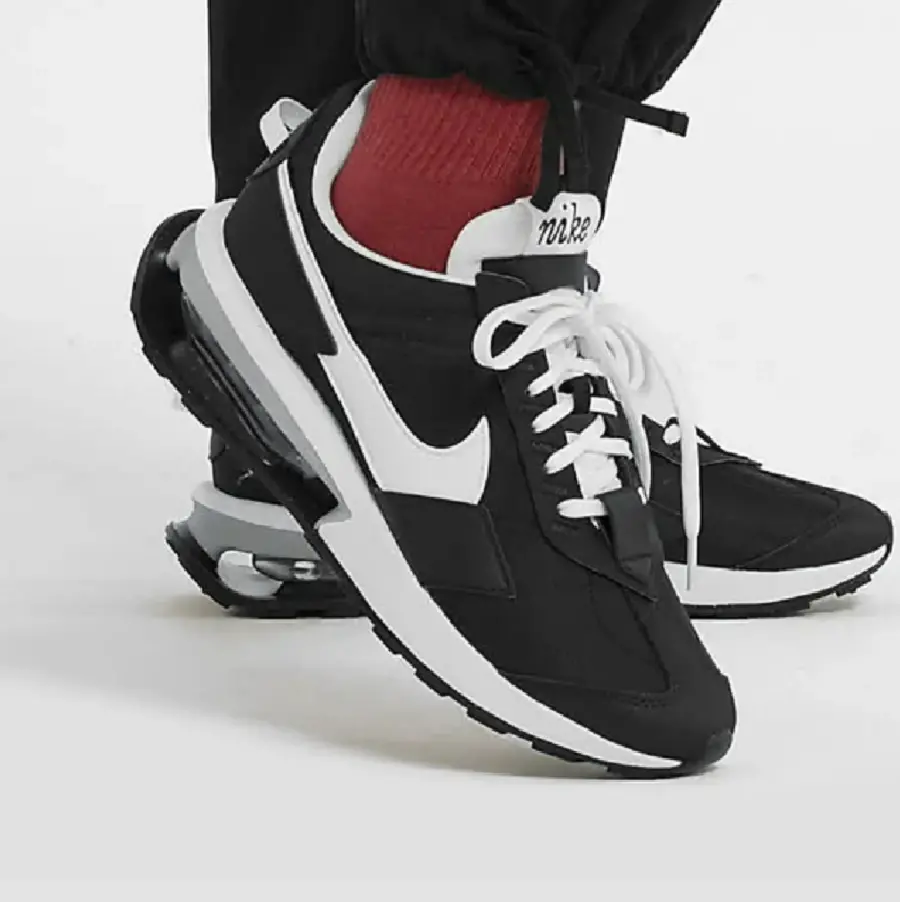 Alternative view of Giày Nike Air Max Pre-Day ‘Black White’ DC4025-001